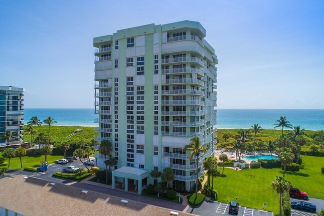 Building Photo - 2700 N Hwy A1A