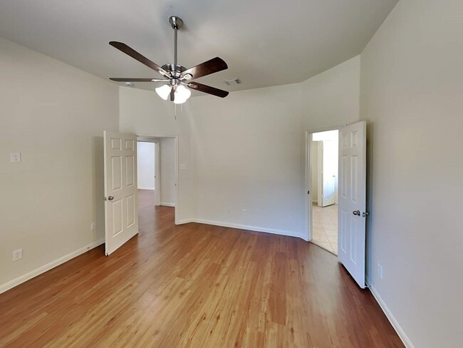 Building Photo - 17002 Atascocita Bend Dr