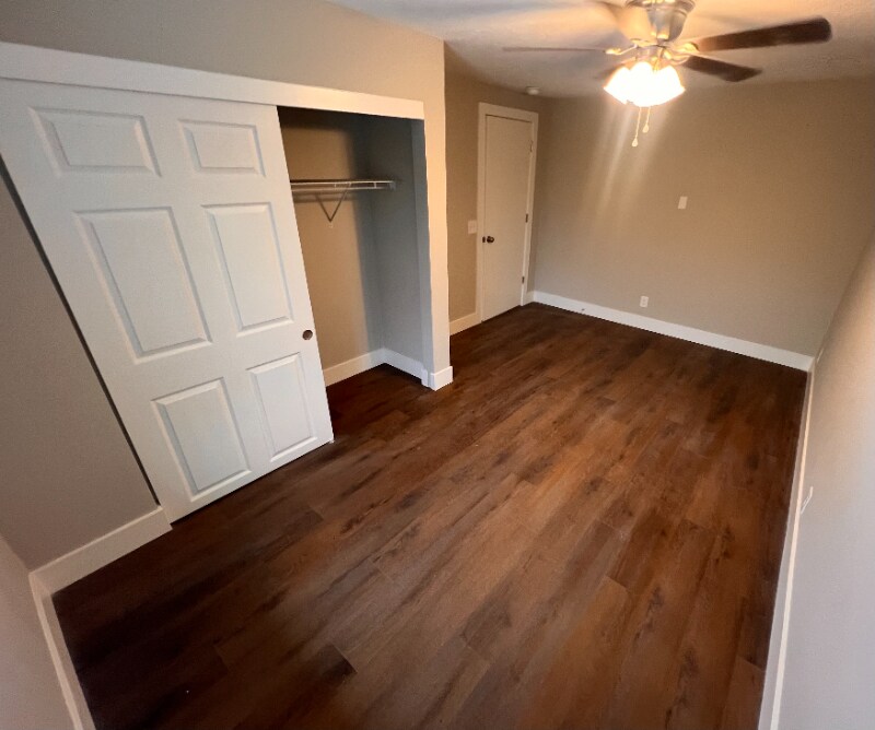 Building Photo - 110 Main St