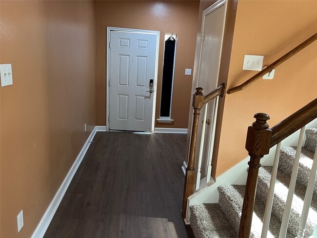 Building Photo - 8923 Durham Manor Ln