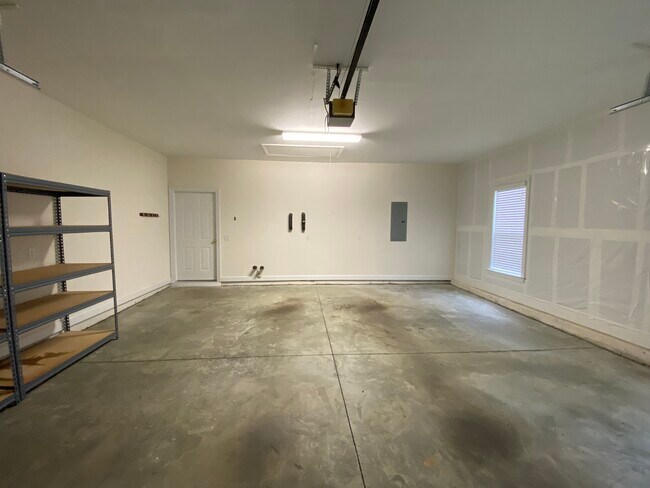 Building Photo - 4700 Ludwell Branch Ct
