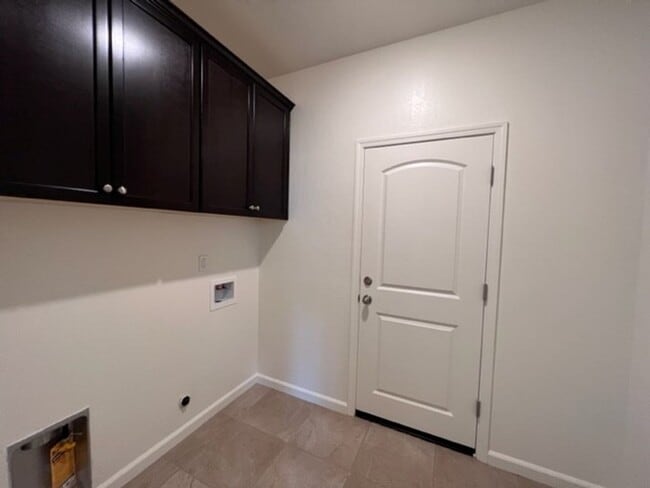 Building Photo - Coming Soon!