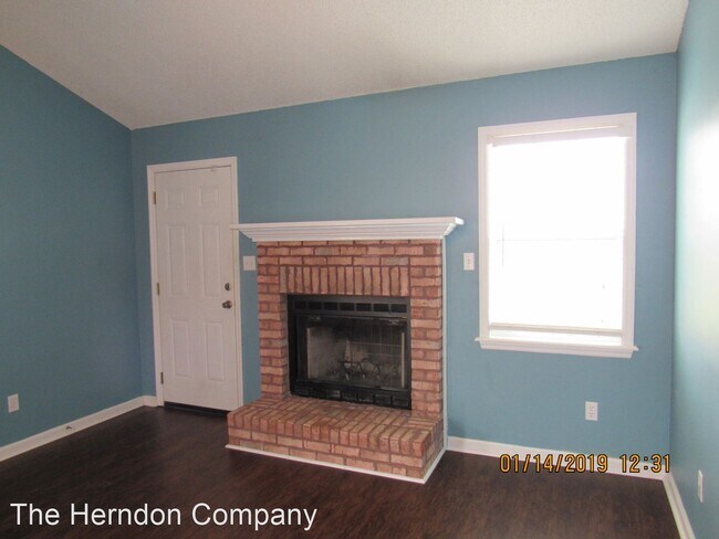 Building Photo - 3 br, 2 bath House - 3712 Kendall Court