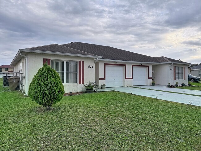 Building Photo - 522 Imperial Pl