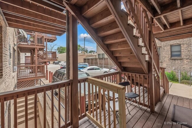 Building Photo - 5659 N Artesian Ave
