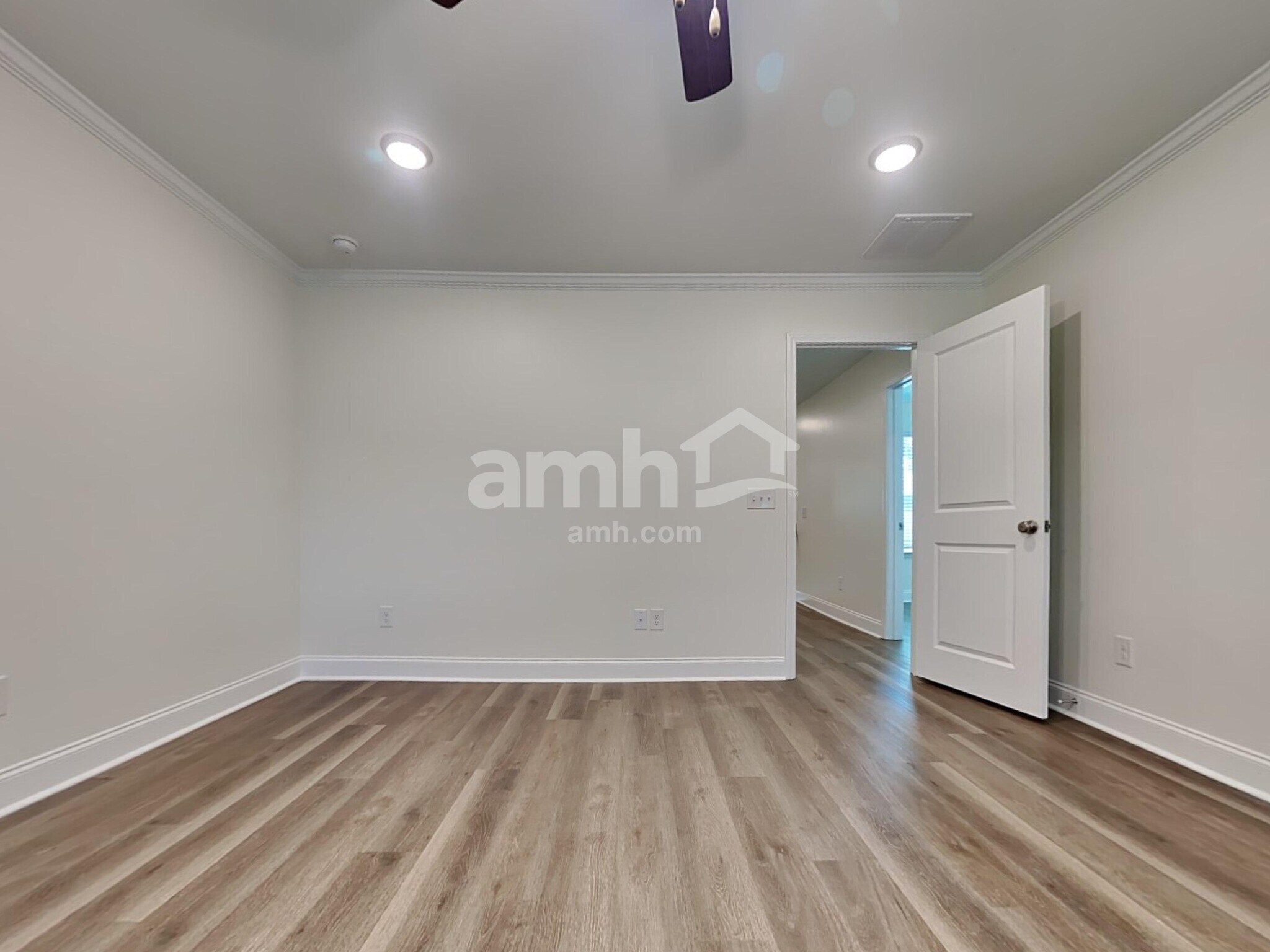 Building Photo - 1609 Lamplighter Ln