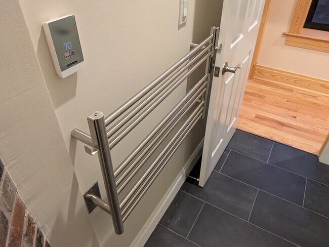 Building Photo - 3231 Morgan Ford Rd