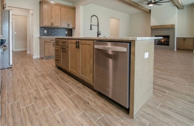 Building Photo - Gorgeous Newer Construction 4 Bedroom Home In The Highly Desirable Chisholm Ranch Subdivision!