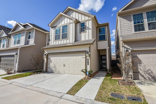 Building Photo - 10310 Marston Vineyard Dr