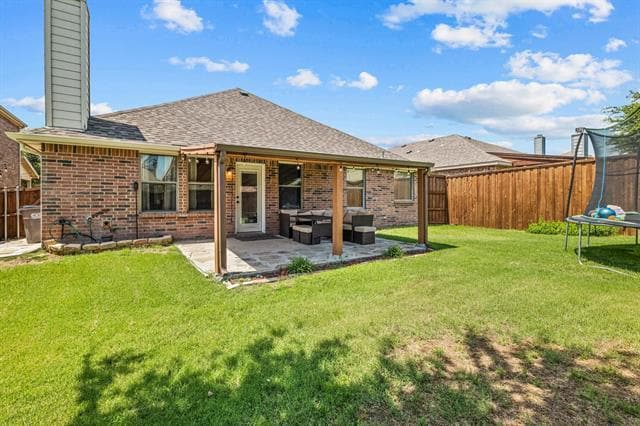 Building Photo - 5540 Crestwood Dr