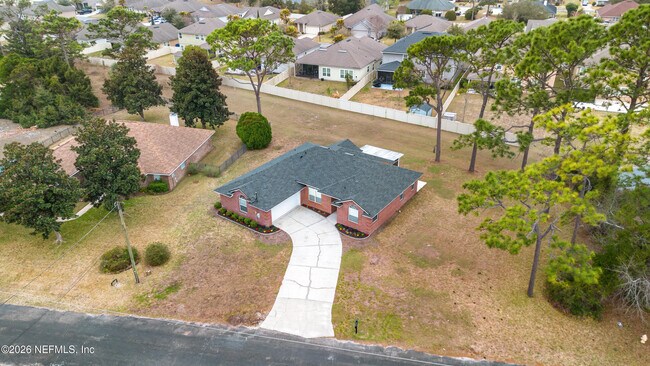 Building Photo - 15738 Northside Dr E