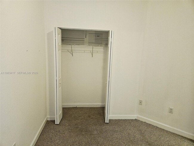 Building Photo - 290 NW 109th Ave