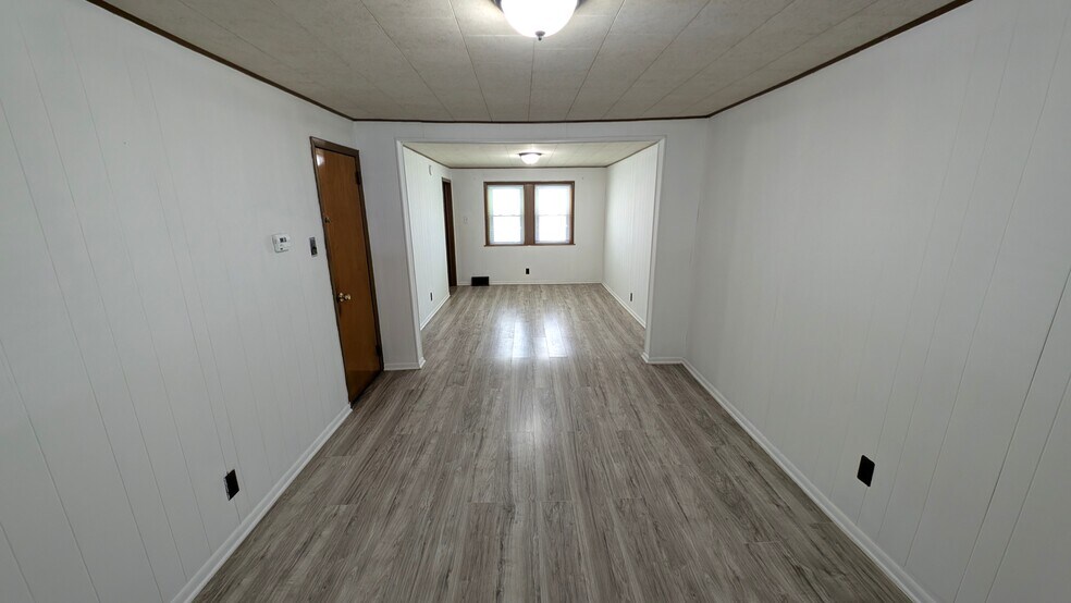 Building Photo - 424 Hulme St