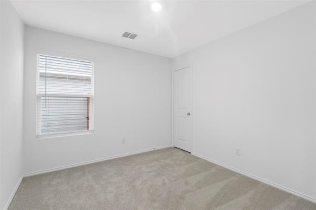 Building Photo - 144 Thresher Ln