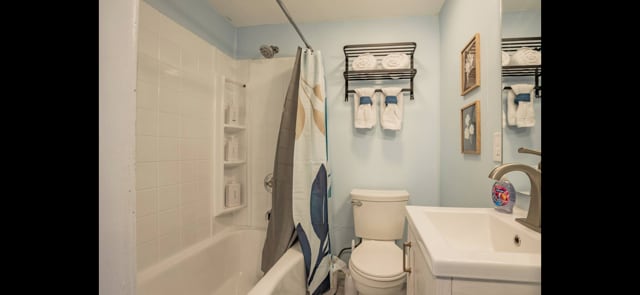 Building Photo - 2614 W Oregon St