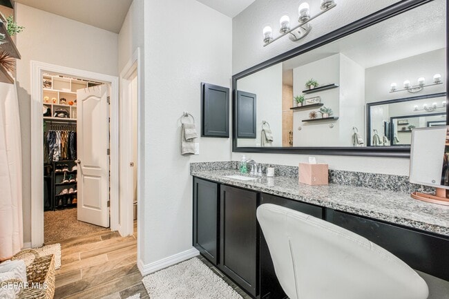 Building Photo - 1621 Sam Dominguez St