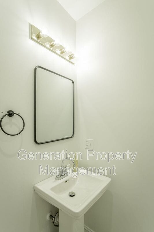 Building Photo - 1126 W Mississippi Ave