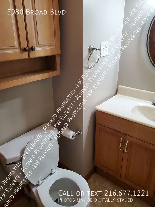 Building Photo - Welcome home !!