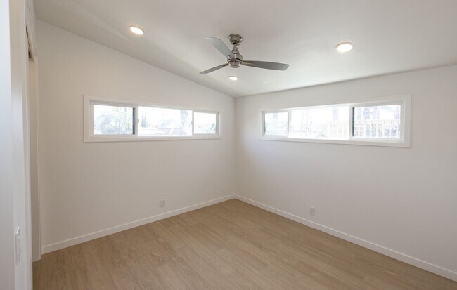 Building Photo - 34101 El Encanto Ave