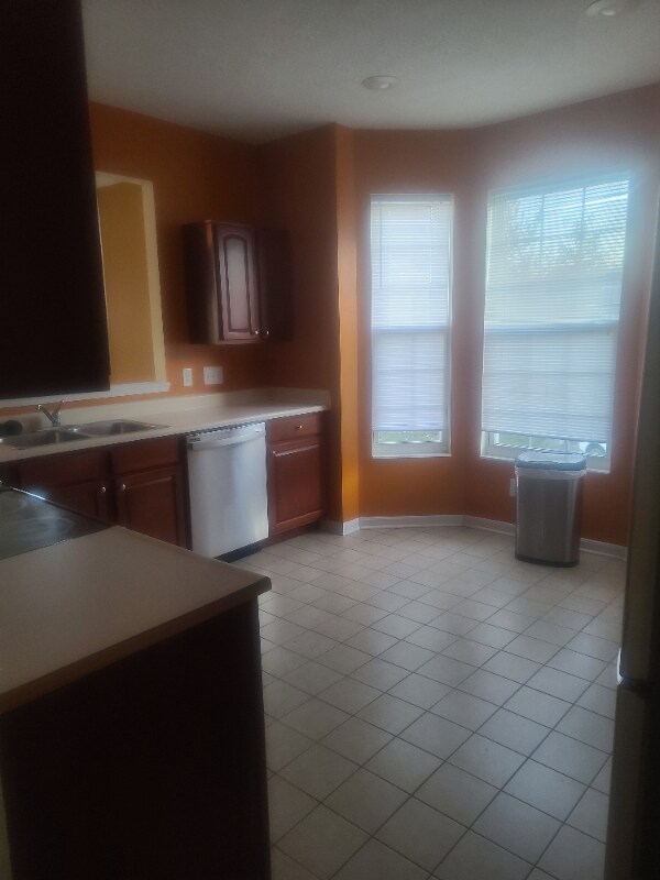 Building Photo - 2459 Aldermont Ct