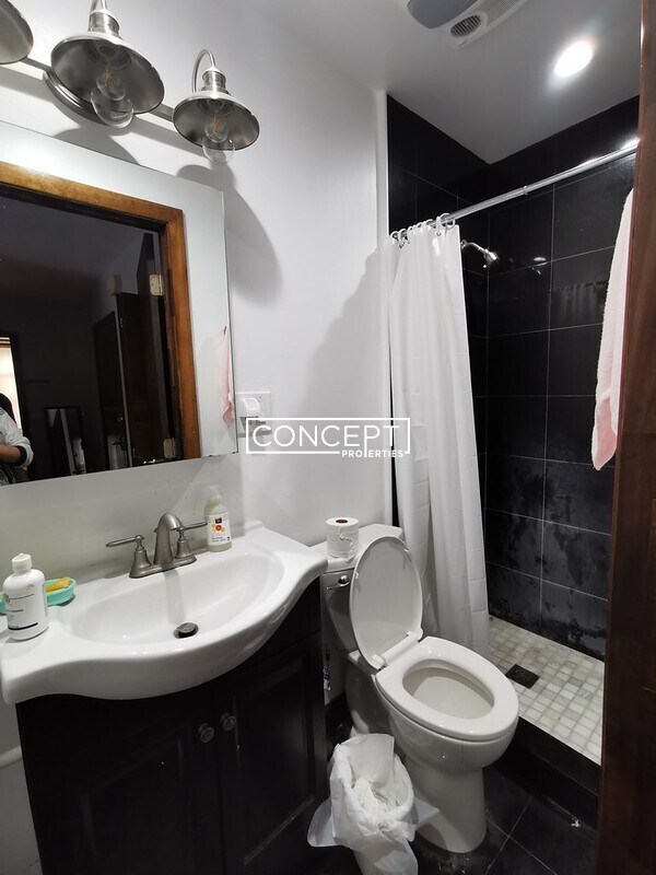 Building Photo - 230A Brookline St. Unit 3B