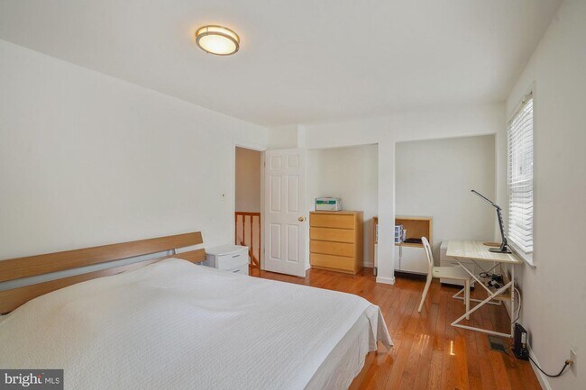 Building Photo - 6367 Buffie Ct