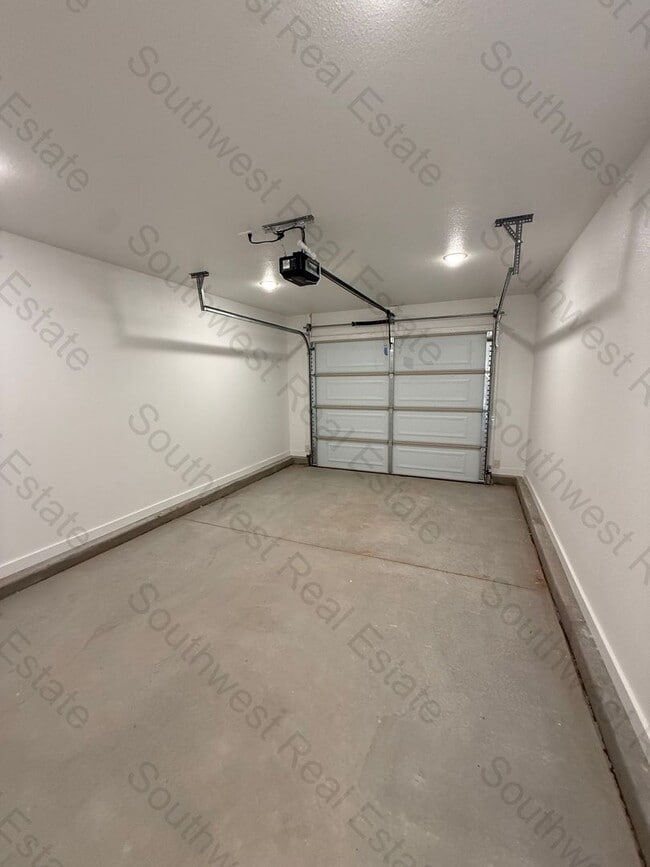 Building Photo - 3509 Ethan Ave