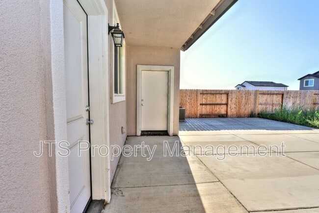 Building Photo - 47 Brookbay Way