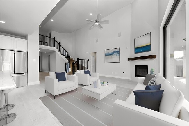 Building Photo - 1500 Sunrise Gables Dr