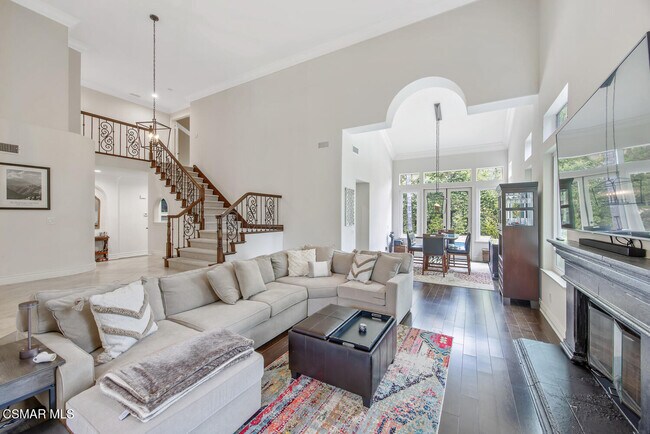 Building Photo - 2521 Sandycreek Dr