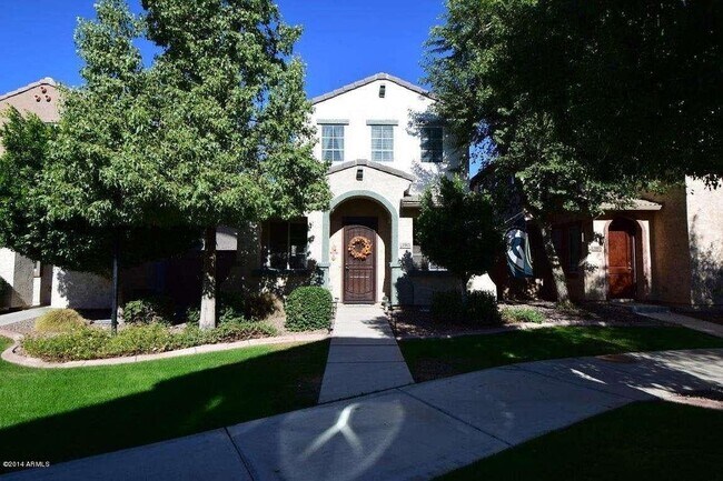 Building Photo - 10021 E Impala Ave