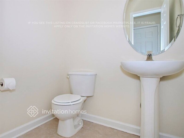 Building Photo - 1124 Crowders Woods Dr