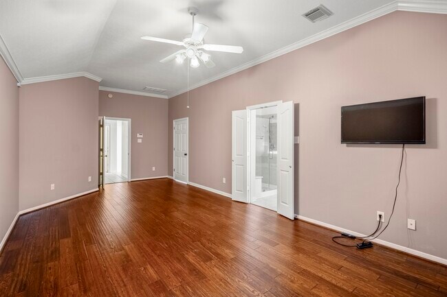 Building Photo - 15 Heron Hollow Ct