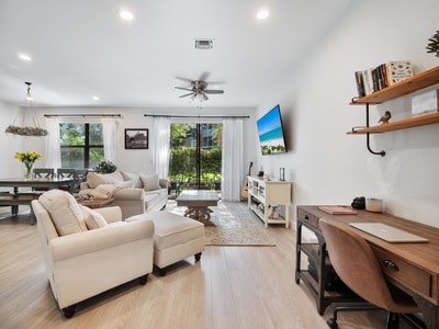 Building Photo - 15780 Portofino Springs Blvd
