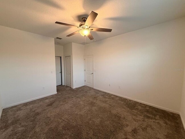 Building Photo - 9412 Revere Ave