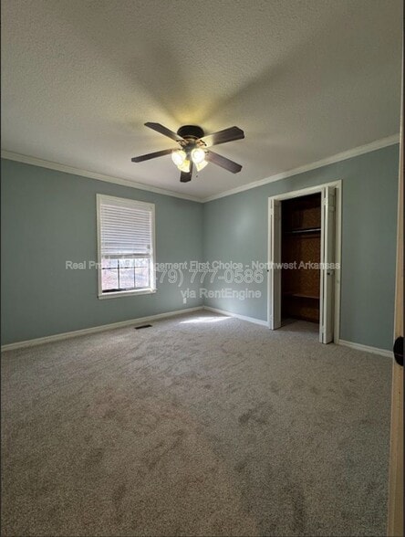 Building Photo - 23 N Howard Pl