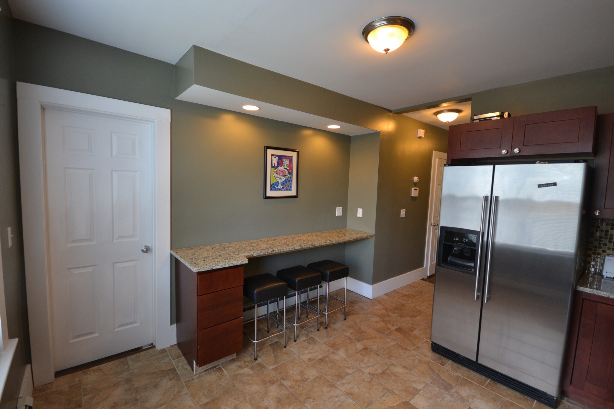 Building Photo - 105 Radcliffe Ave