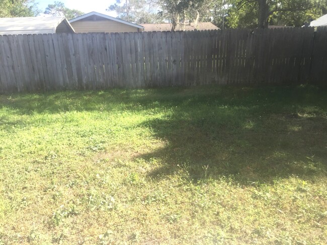 Building Photo - Quaint 3/2 Home Near Waterford Lakes