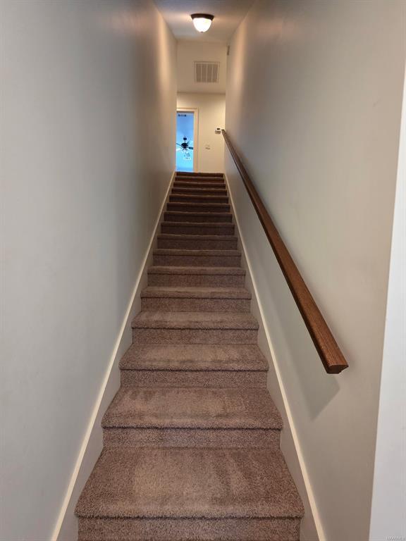 Building Photo - 37 Emerald Dr