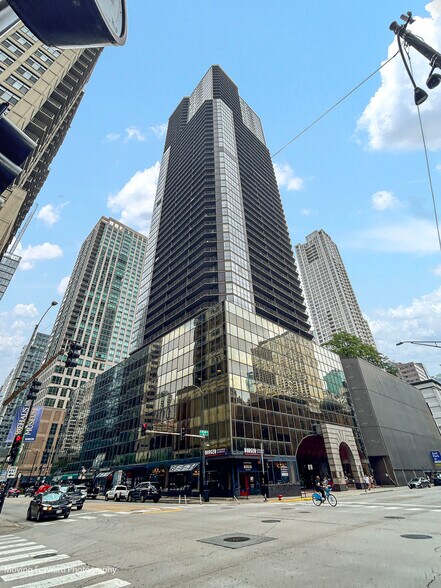 Building Photo - 10 E Ontario St