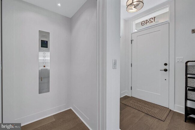 Building Photo - 1249 Northside Park Blvd