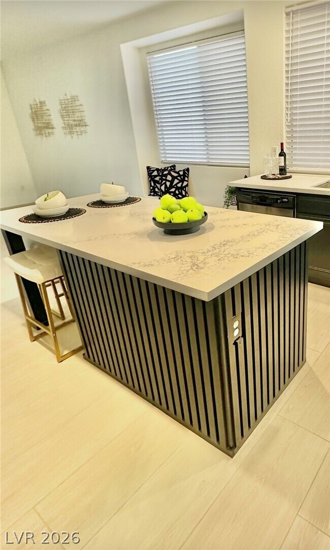 Building Photo - 10637 Turquoise Valley Dr