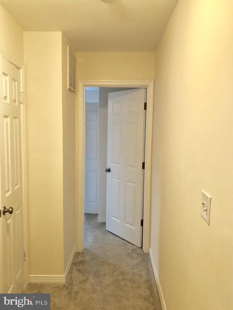 Building Photo - 2916 Wren Ct