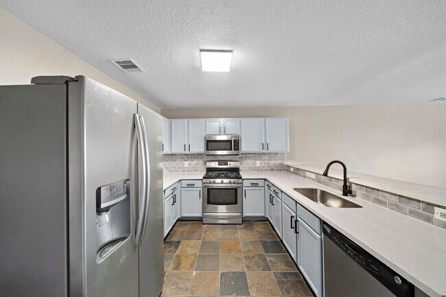 Building Photo - 14422 Leafy Tree Dr