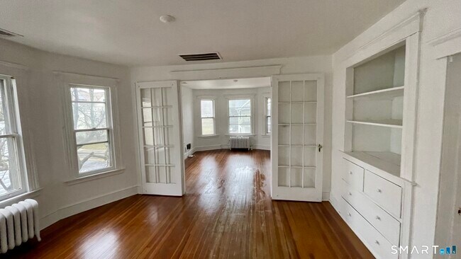 Building Photo - 58 E Pearl St