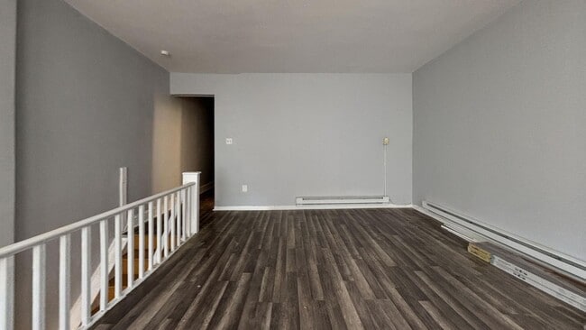 Building Photo - 1908 S 65th St