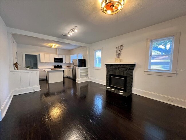 Building Photo - 412 Briercliff Dr