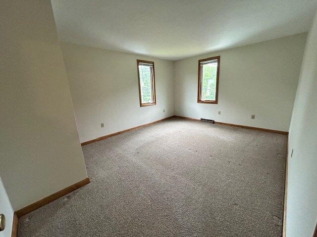 Building Photo - 12 Harriet Dr