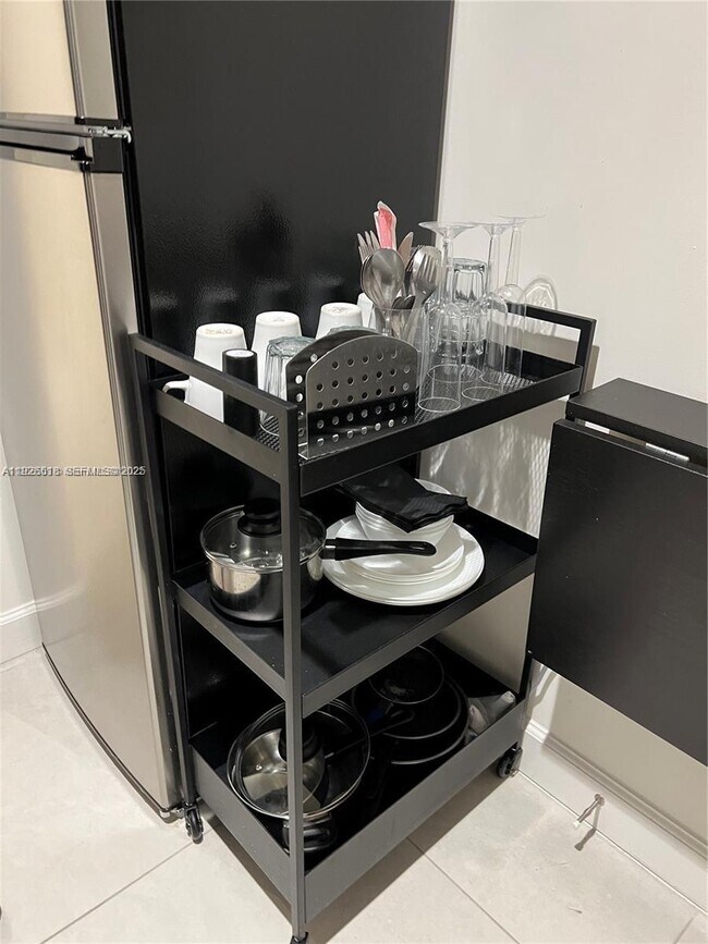 Building Photo - 5350 NW 84th Ave