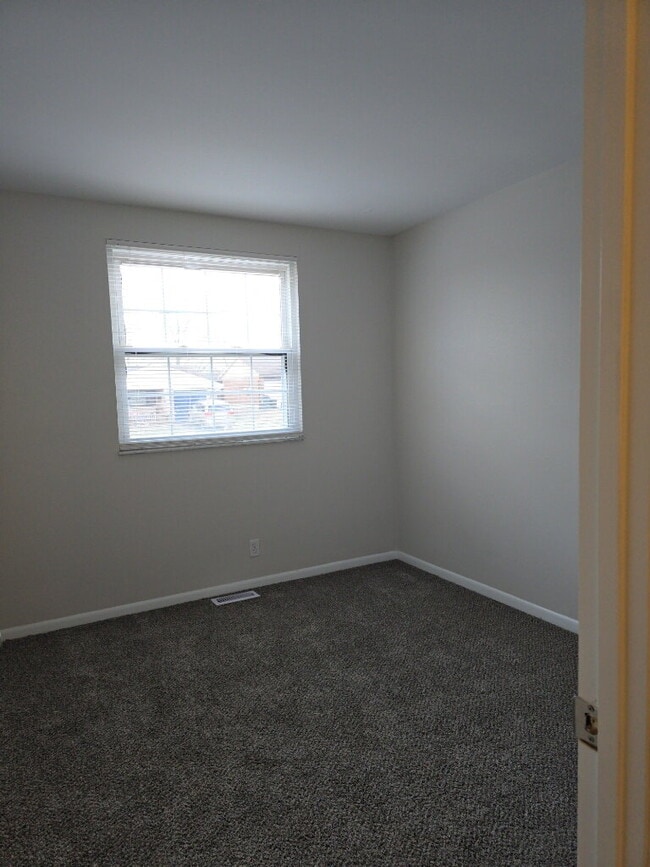 Building Photo - 9196 Gila Dr